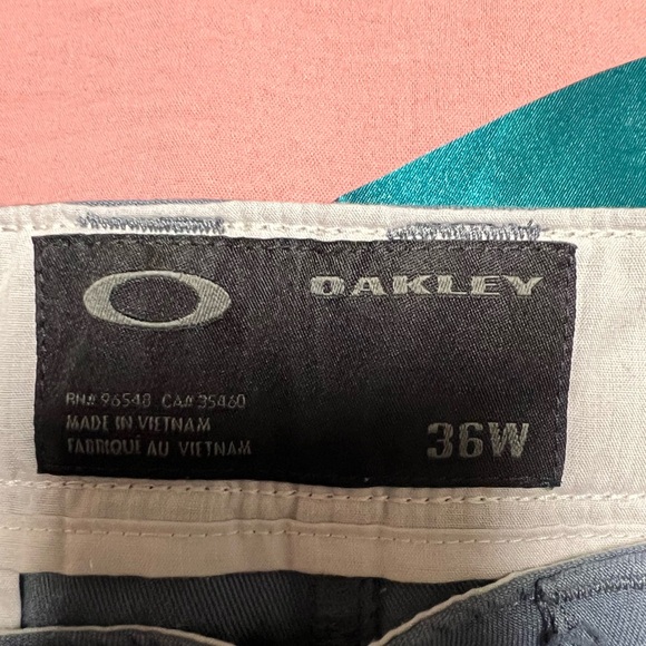 Men’s Oakley Regular Fit Golf Shorts - Picture 3 of 3